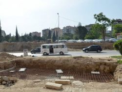 Denizli Belediyesi Dokuzuncu Yaya Üstgeçidini Yapıyor