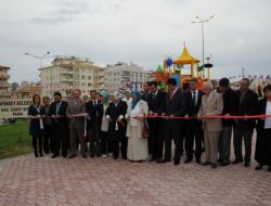 Şahinbey Belediyesi Orgeneral Eşref Bitlis Parkını Açtı