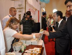 1. Karadeniz Ticaret Zirvesi'ne 10 İlden 150 Firma Katıldı