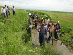 Köylüler Sulama Kanalı İçin Seferber Oldu