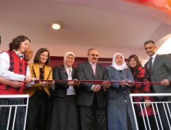 Erciş'te Kadın Ve Çocuk Misafirhanesi Açıldı