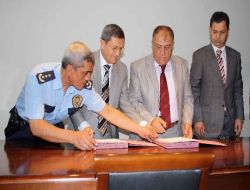 Diş Hekimleri Odası'ndan Polis Ve Ailelerine Ücretsiz Diş Taraması