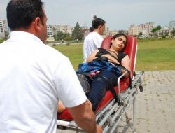 Nehre Atlayan Genç Kızı Vatandaş Kurtardı