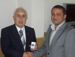 Belediye Başkanı, Vali Şahin'in Tavsiyesi Üzerine Sigarayı Bıraktı