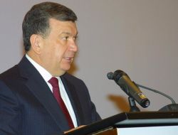 Özbekistan'da 'Başbakanı' İlk Kez Meclise Hesap Verecek