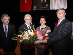 Adana Büyükşehir Belediyesi Memur Maaşlarına Yüzde 40 Zam Yaptı