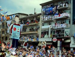 Başbakan Erdoğan: Bay Kemal Meslek Ve İmam Hatip Liseleri Üzerinden Elini Çek