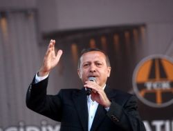 BAŞBAKAN'dan AÇIKLAMA