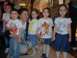 Ali Küçüksucu Çocuk Akademisi'nin Miniklerinden İngilizce Performans