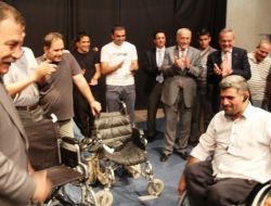 Tesyev’den Mardinli Engellilere Tekerlikli Sandalye