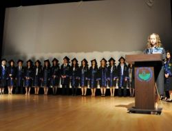 Abant İzzet Baysal Üniversitesi Hemşire Bölümü Öğrencileri Ant İçti