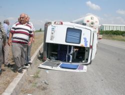 Dörtyol’da Trafik Kazası: 17 Yaralı