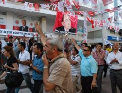 Kesk'in Protestosuna Mhp'den Alkışlı Destek