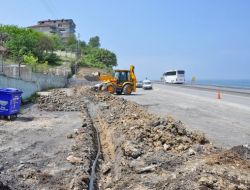 Alaplı'da Duble Yoldaki İçme Ve Atık Su Hatları Dışarı Çıkarılıyor