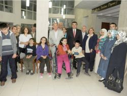 İstanbul Büyükşehir Belediye Başkanı Topbaş, Memleketi Artvin'de