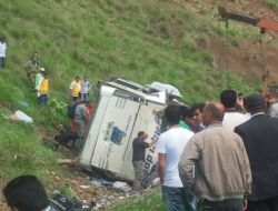 Erzurum'da Trafik Kazası 6 Ölü