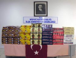 Midyat Polisinden  Kaçak Çay Ve Sigara Operasyonu