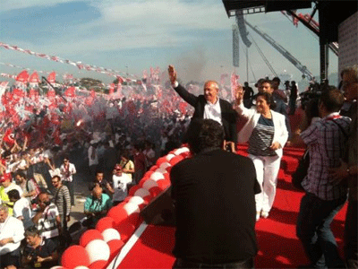 CHP'liler alana akın etti..