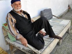 Bahşiş Alan Askerin Yüzüne Tükürdük