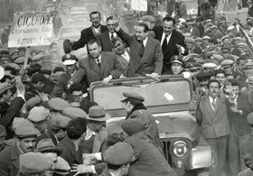 "Menderes Gafil Avlandı"