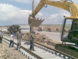 Erzurum-kars Tren Yolunda 72 Yıl Sonra İlk Bakım Çalışması Başlatıldı