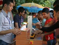 Siirtli Öğrencilerinden Caddede Yıl Sonu Sergisi