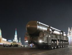 NÜKLEER TEHDİT ARTIYOR;