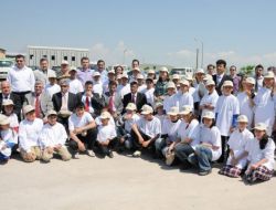 İlköğretim Okulu Öğrencileri 6 Ayda 3 Ton Atık Pil Topladı