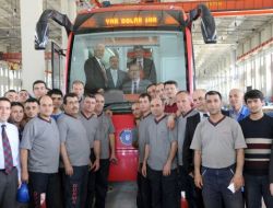 Bursa'da İpekböceğini Andıran Tramvaylar Üretiliyor