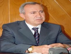 Şuhut'ta 750 Bin Dönümlük Sahaya Akasya Ormanı Kurularak Arı Yetiştiriciliği Yapılacak