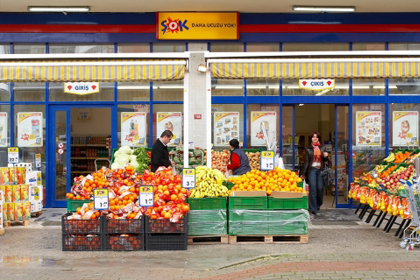 Migros ŞOK'u Ülker'e sattı
