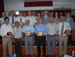 Adana'da 14 Okula Daha Beyaz Bayrak Verildi