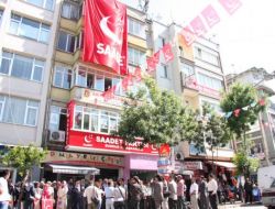 Burdur'da Sp'ye Ait Parti Bayraklarının Kaldırılması Kararına Tepki