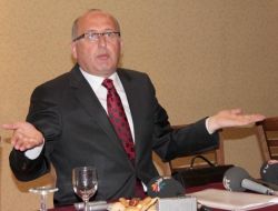 Görevinden Ayrılan Çınargil: ‘istifa Et’ Baskısı Yapılmadı