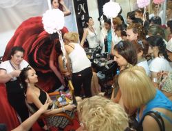 Taşkent’teki Güzellik Fuarı Göz Kamaştırdı