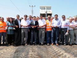 Kepez'de Soğuk Asfalt Sezonu Başladı, Bu Yıl Hedef 120 Kilometre