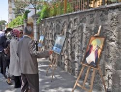 Yozgat Lisesi Öğrencileri Yılsonu Resim Sergisi Açtı