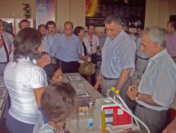 Karamürsel Gazanfer Bilge İlköğretim Okulu'na Fen Ve Teknoloji Dersliği