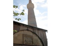 Siirt Tarihi Ulu Camii Ramazan'a Yetiştirilecek