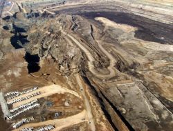 Göçük Bölgesinde Kömür Çıkarma Çalışmaları Sürüyor