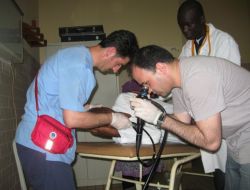 Gine'de Sağlık Taraması Yapan Gönüllü Doktarlar Çorum'a Döndü