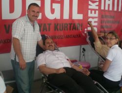 Kınık'ta Kızılay'ın Kan Bağış Kampanyasına Yoğun İlgi