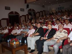 Prof.dr. Mümtaz'er Türköne