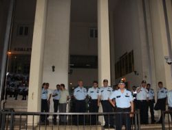 Sarıçam Seçim Kurulu'nda Kapalı Kapılar Ardında Sayım Yapıldı