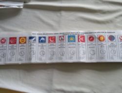 Bütün Partilere 'Evet' Mührünü Basmış