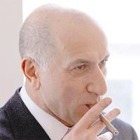 Ciner kılıcını çekti!