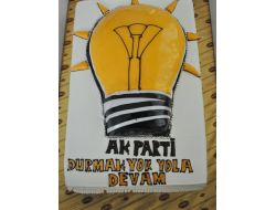 Ak Parti'den Pastalı Kutlama