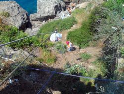 Doğa Sporcuları Antalya'da Falezleri Temizledi