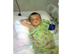 Mantardan Zehirlenen Ailenin 9 Yaşındaki Çocukları Hayatını Kaybetti