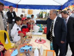 Vali Şentürk: İlköğretimde Verilen Eğitim Önemlidir